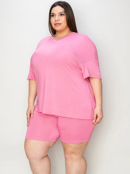 Relaxed V-Neck Tee and Shorts Set – product view 7