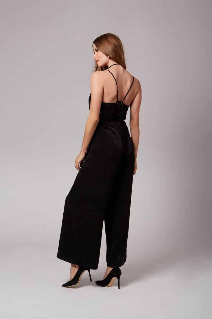 Black wide sales leg jumpsuit outfit